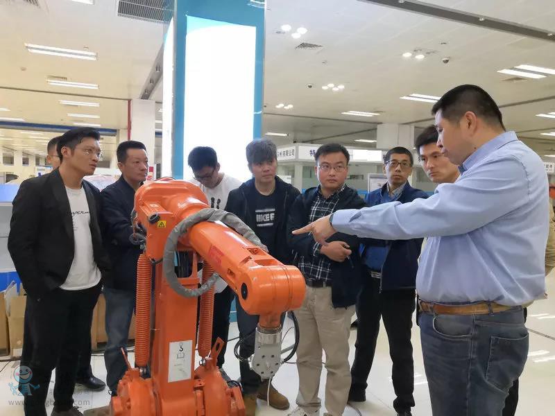 ABB�C������Ӗ