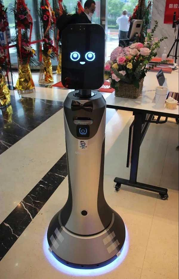 ����ף�R2020���˹������c�����ۡ�����Փ���A�M��Ļ